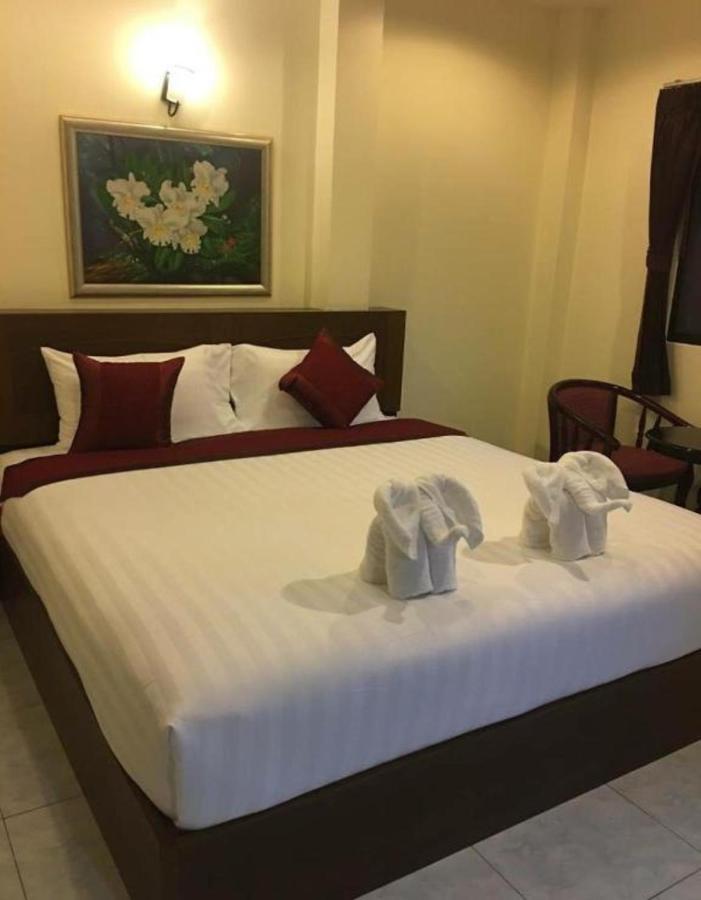 Db Residence Patong Extérieur photo