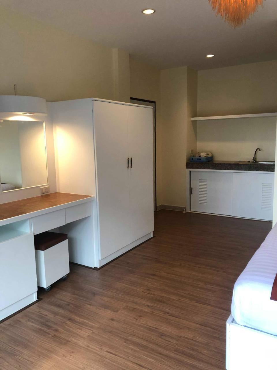 Db Residence Patong Extérieur photo